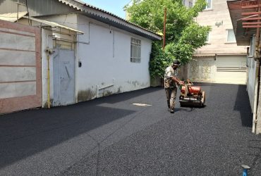 عملیات روکش آسفالت کوچه مسکوت واقع در خیابان شهید شهرام طلوعی