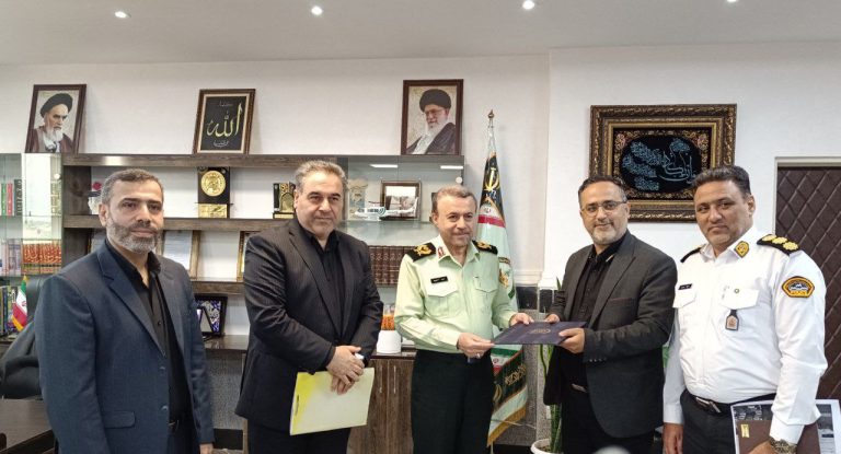 دیدار شهرداران صومعه‌سرا و تولم‌شهر با فرمانده انتظامی استان گیلان با محوریت توسعه همکاری‌های دوجانبه