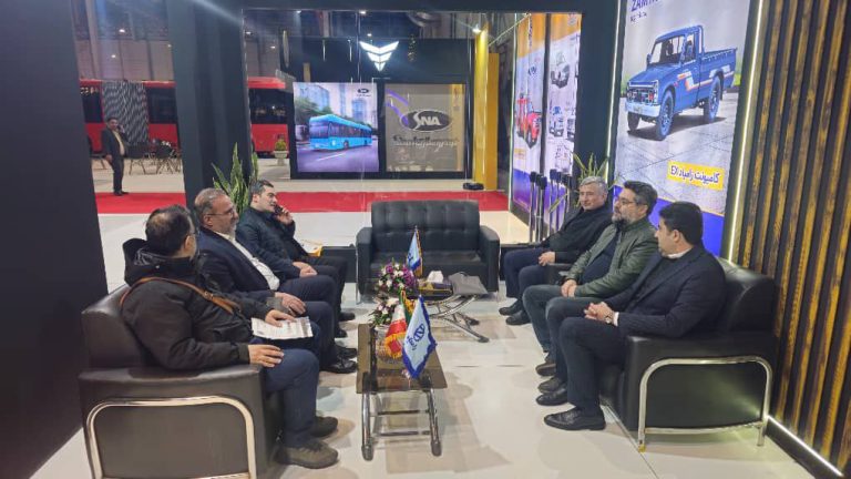 حضور شهردار ، رئیس و نائب رئیس شورا در نمایشگاه تخصصی مدیریت شهری مشهد مقدس